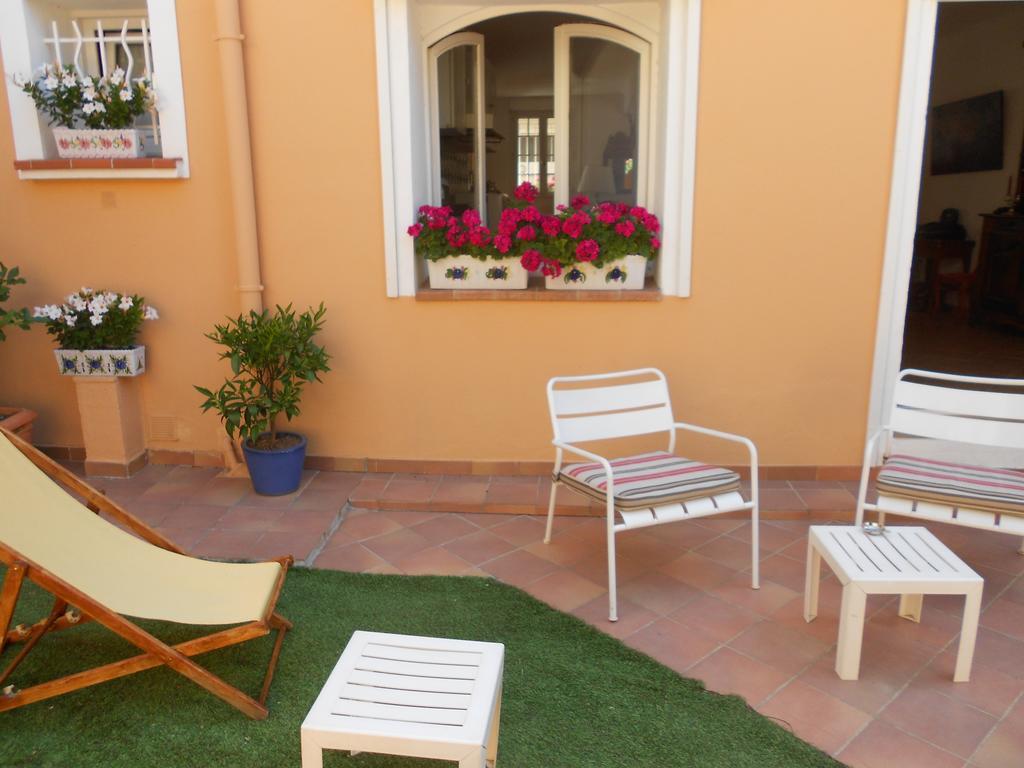 Maison De Pecheur Toulon Luaran gambar